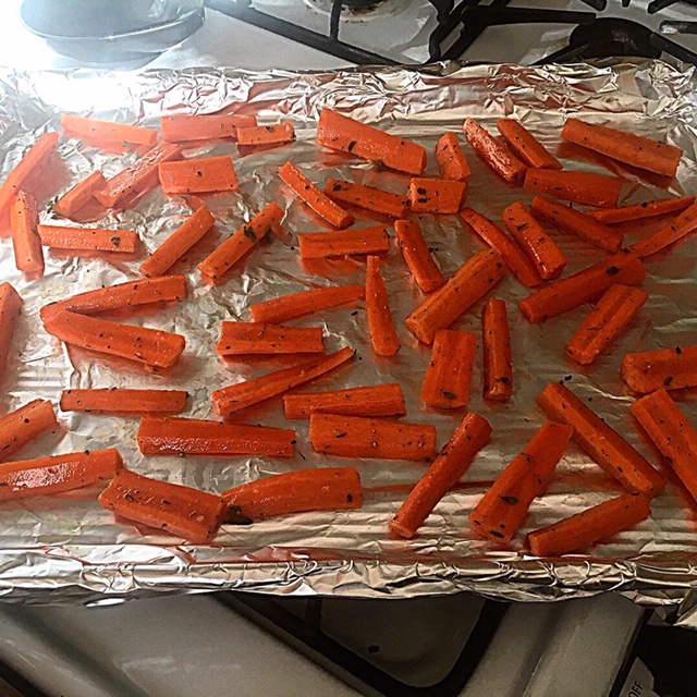Crispy Roasted Carrots Low FODMAP Recipe Nutrition by Erin